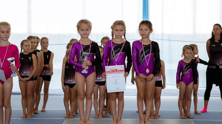 Gymnastika ako vhodný šport pre deti? Dôvody, prečo ich motivovať k tomuto športu
